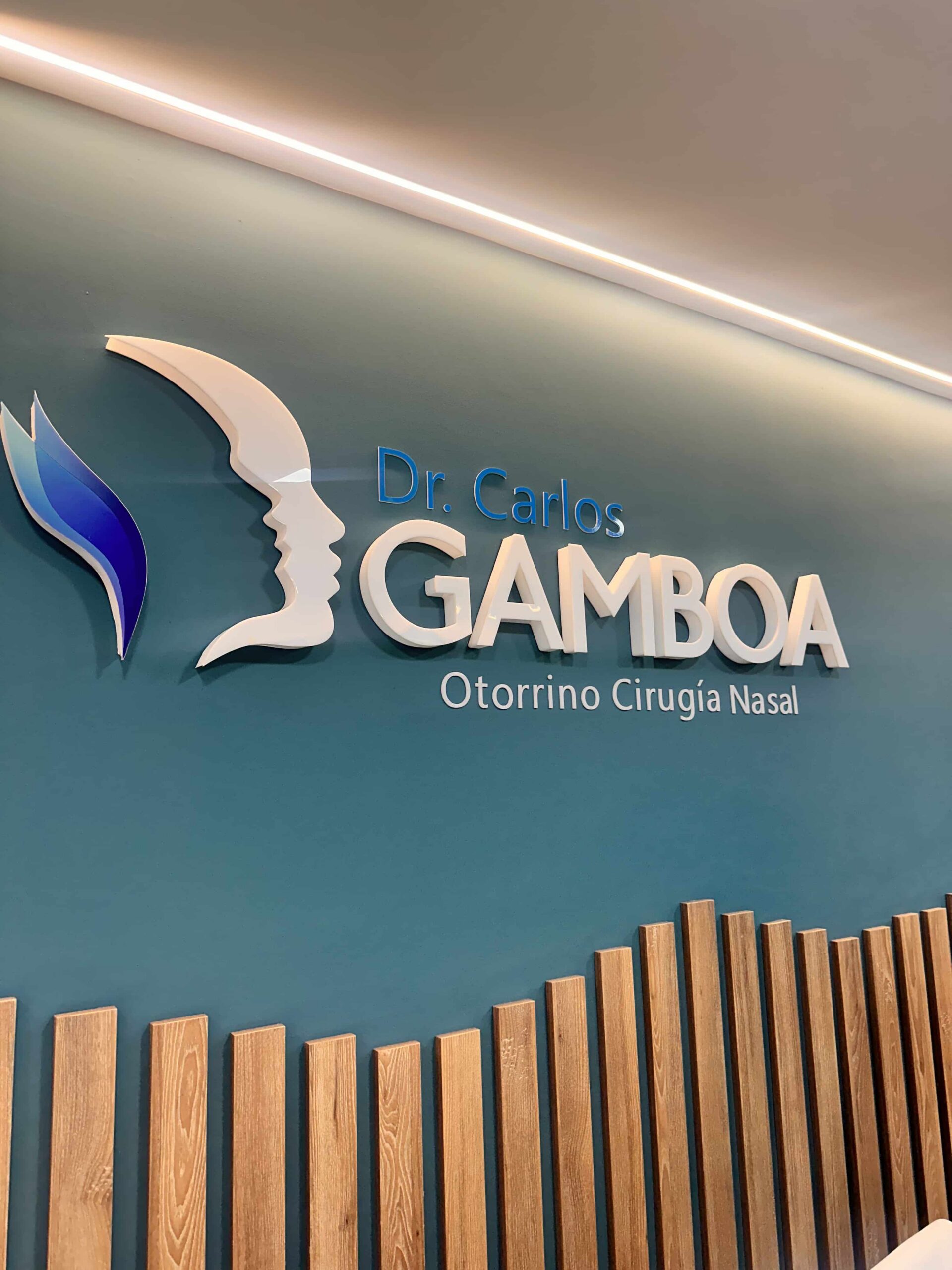 Consultorio del Dr. Carlos Gamboa en Cali, Colombia